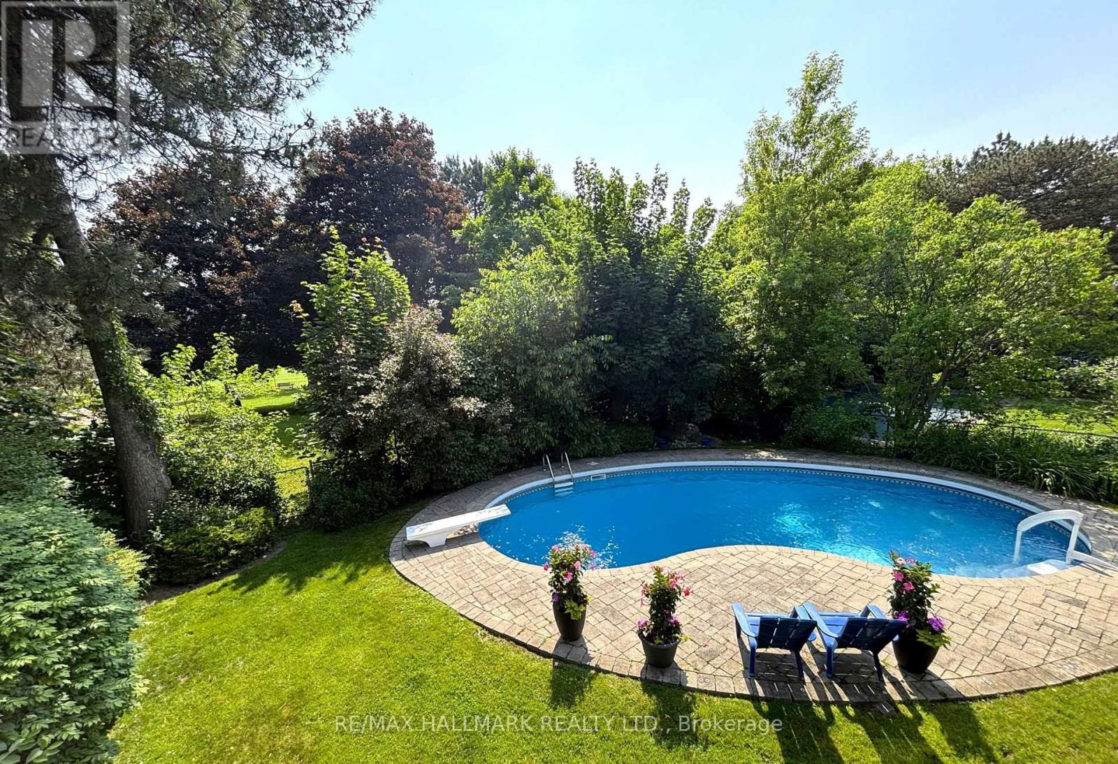 85 AMES CIRCLE Image 25