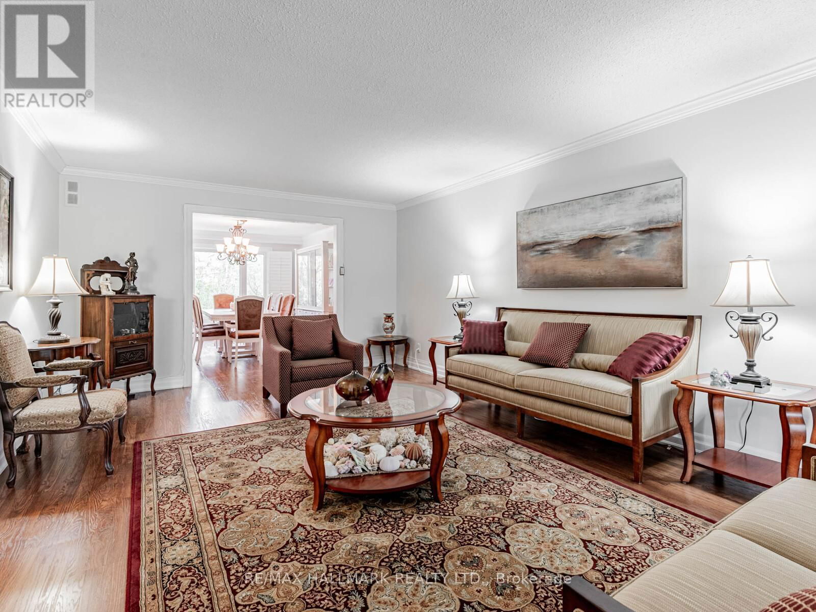 85 AMES CIRCLE Image 4