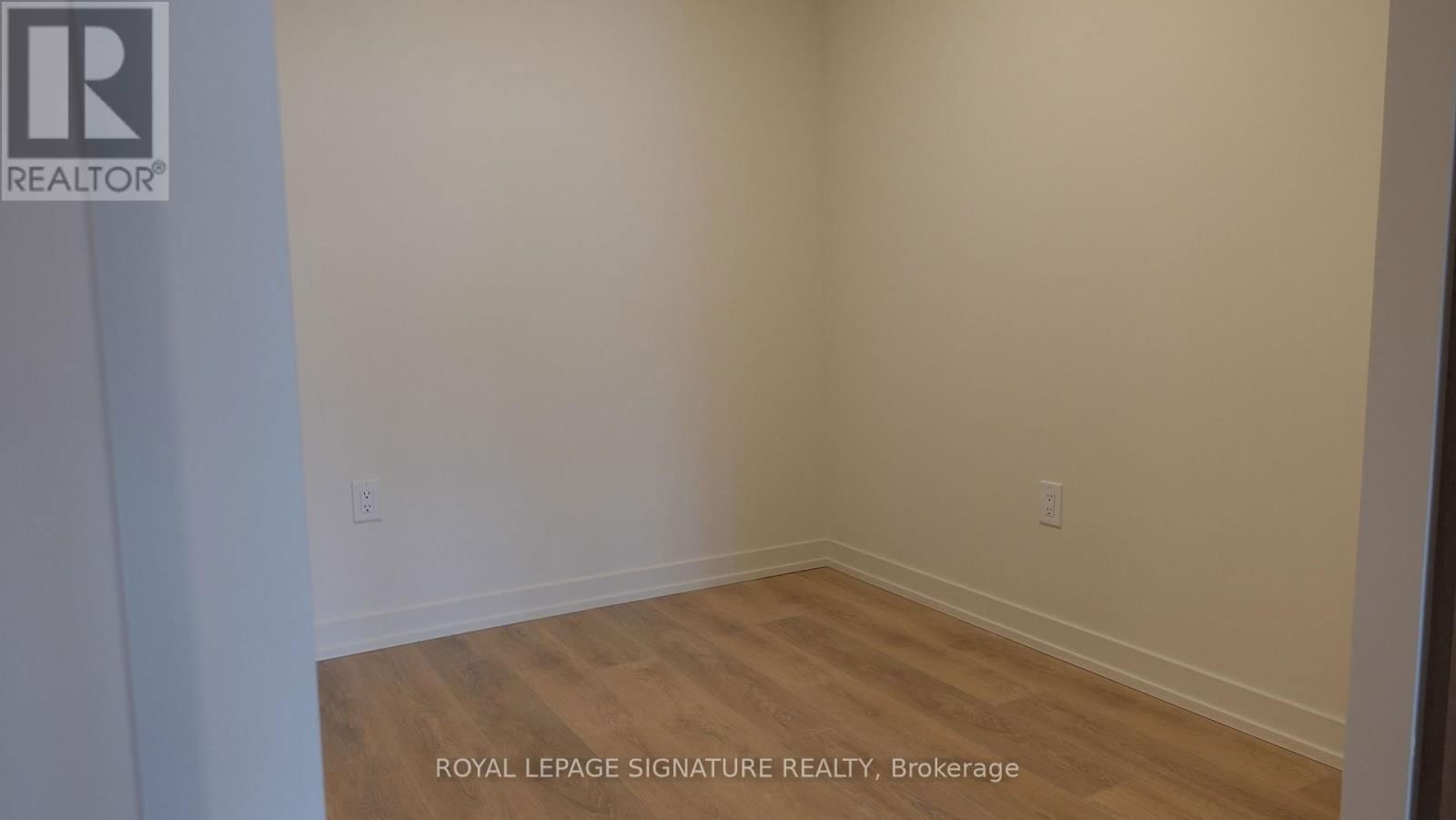 305 - 181 STERLING ROAD Image 12