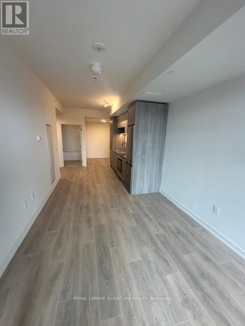 305 - 181 STERLING ROAD Image 7