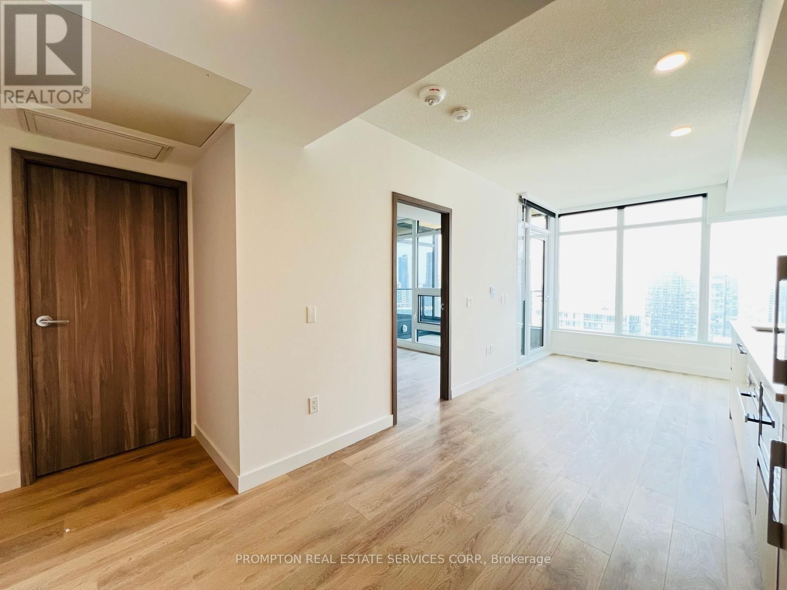 4112 - 1 CONCORD CITYPLACE WAY Image 10