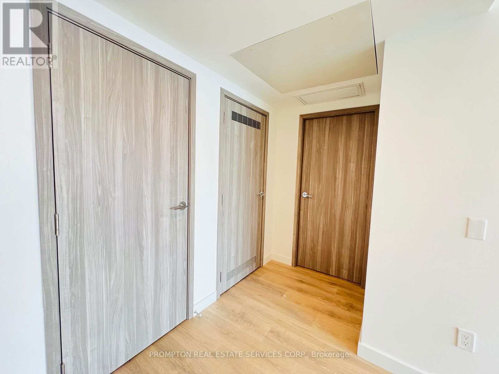4112 - 1 CONCORD CITYPLACE WAY Image 7