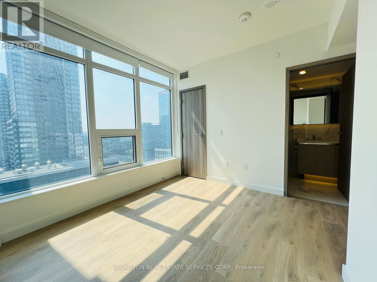 2603 - 3 CONCORD CITYPLACE WAY Image 14