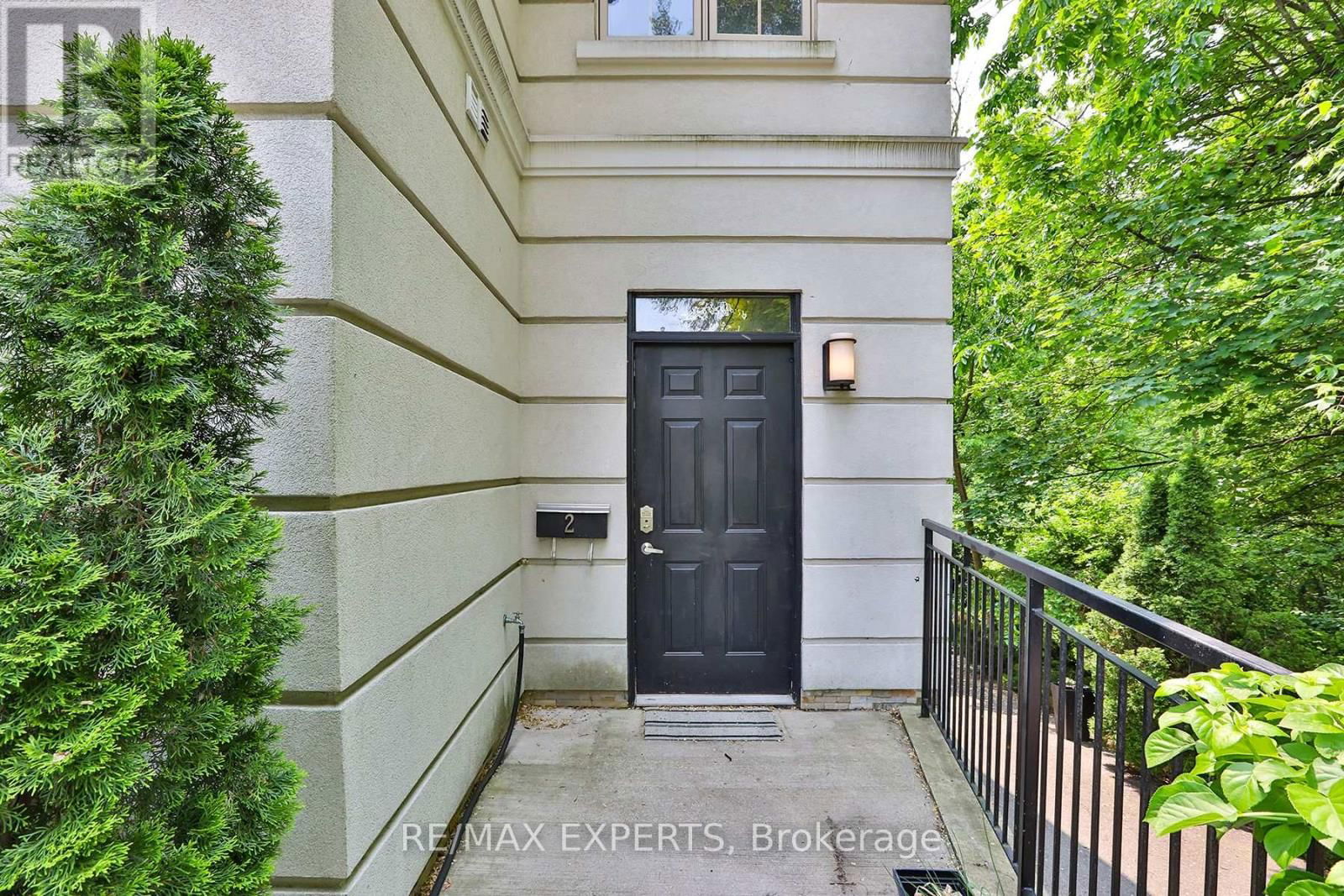 2 - 237 DOUGLAS AVENUE Image 2