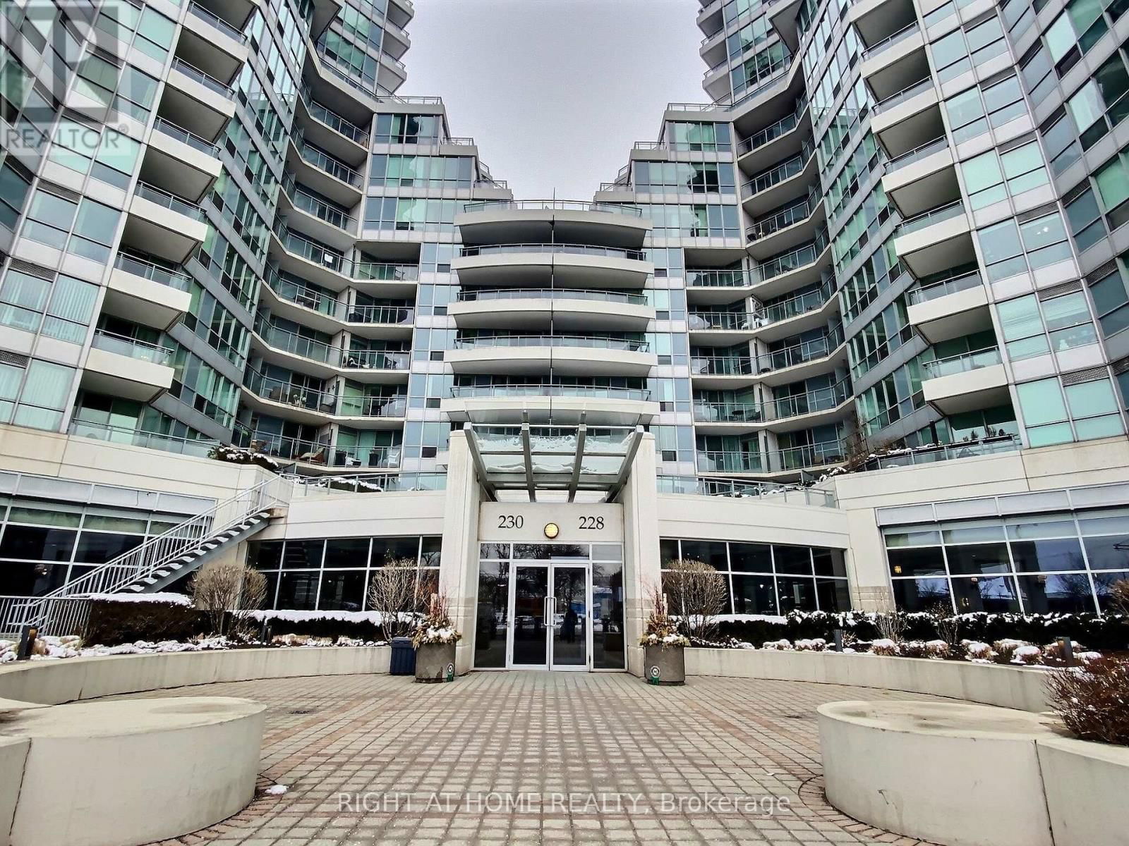 2125 - 230 QUEENS QUAY WEST Image 21
