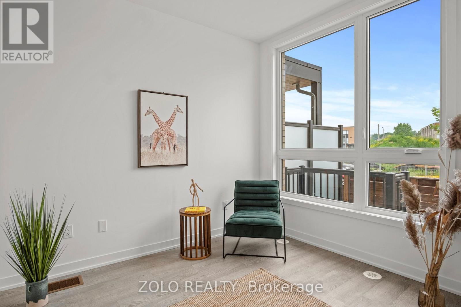 30 DEEP ROOTS TERRACE Image 18