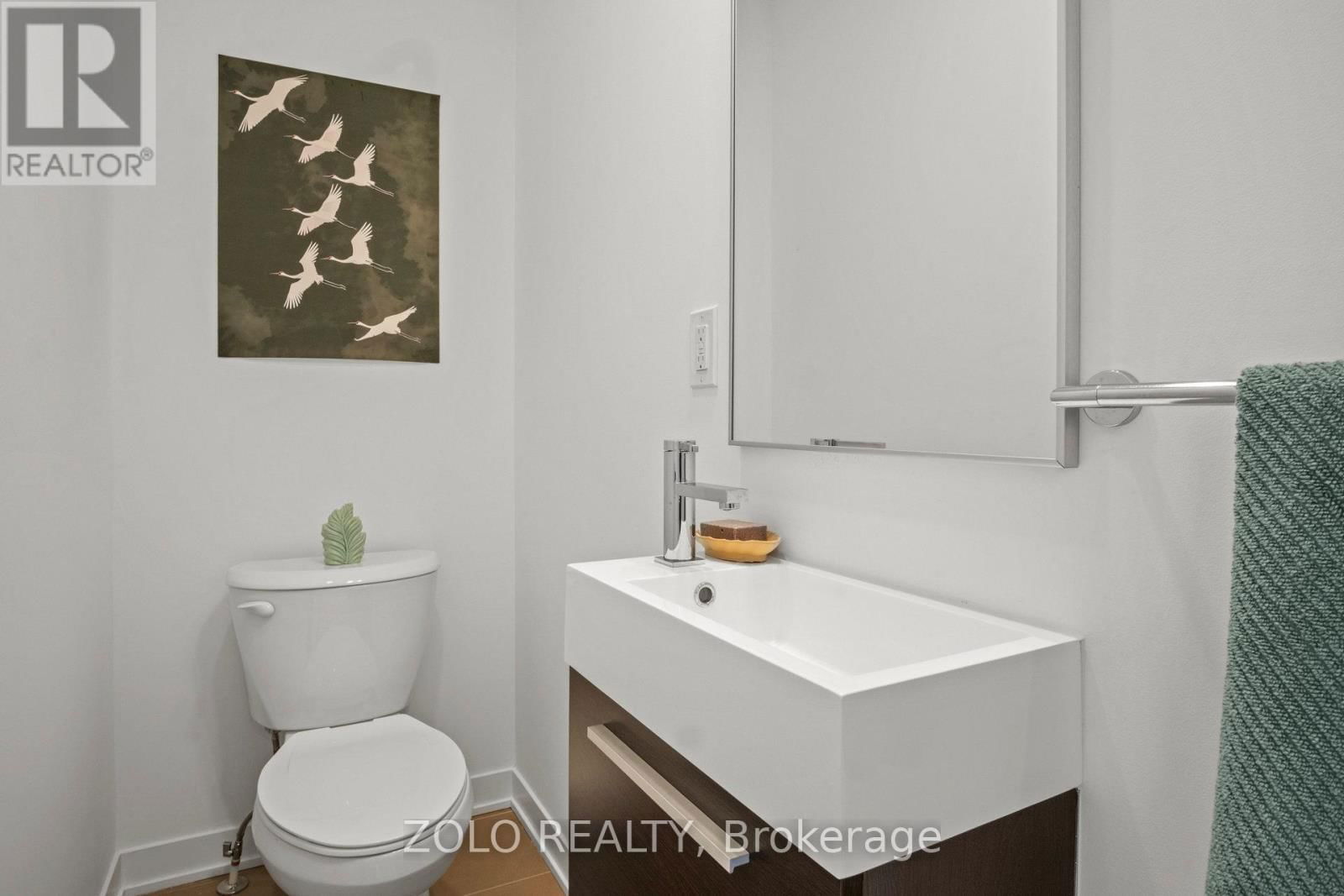 30 DEEP ROOTS TERRACE Image 21