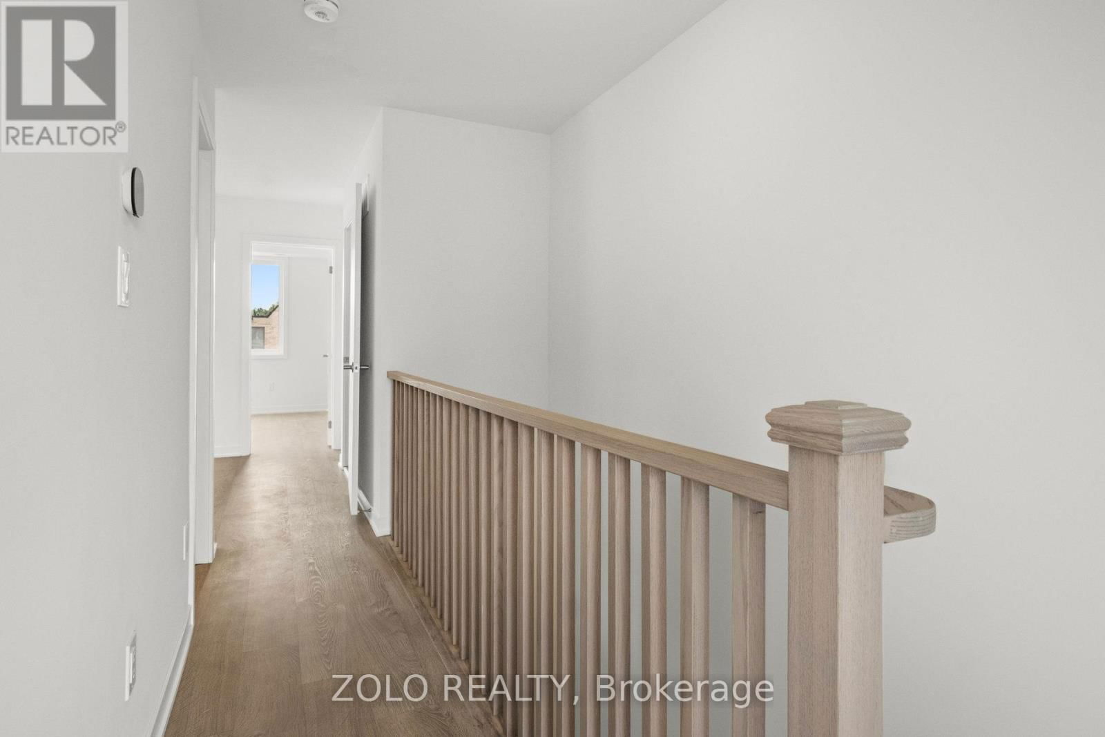 30 DEEP ROOTS TERRACE Image 32