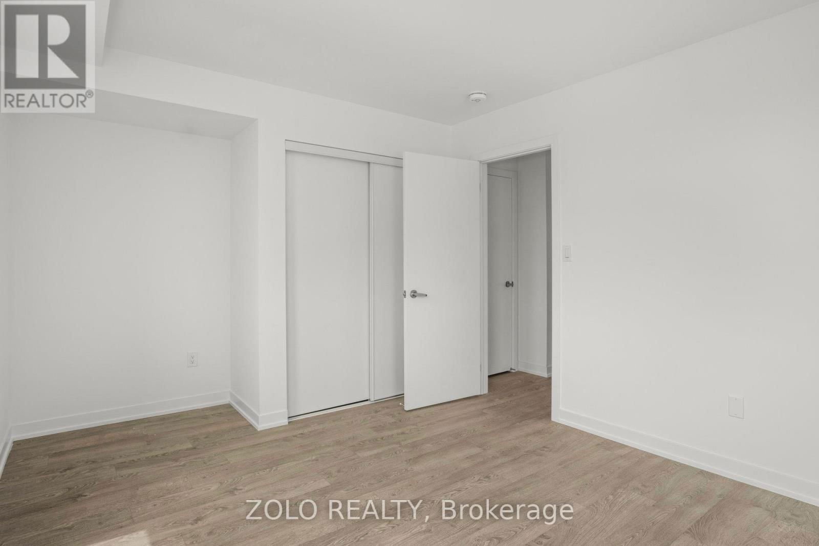 30 DEEP ROOTS TERRACE Image 34