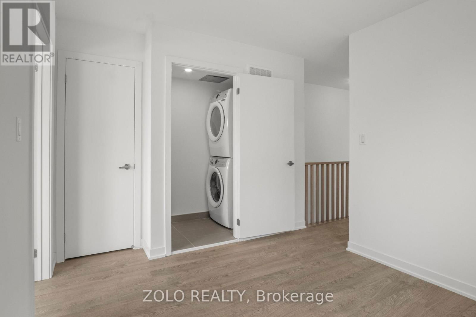 30 DEEP ROOTS TERRACE Image 38
