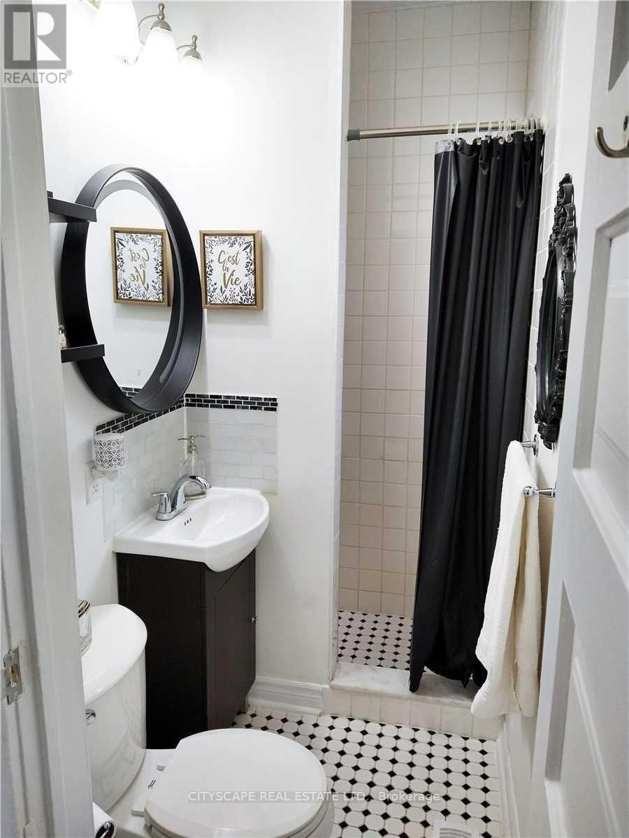 791 DUFFERIN STREET Image 10