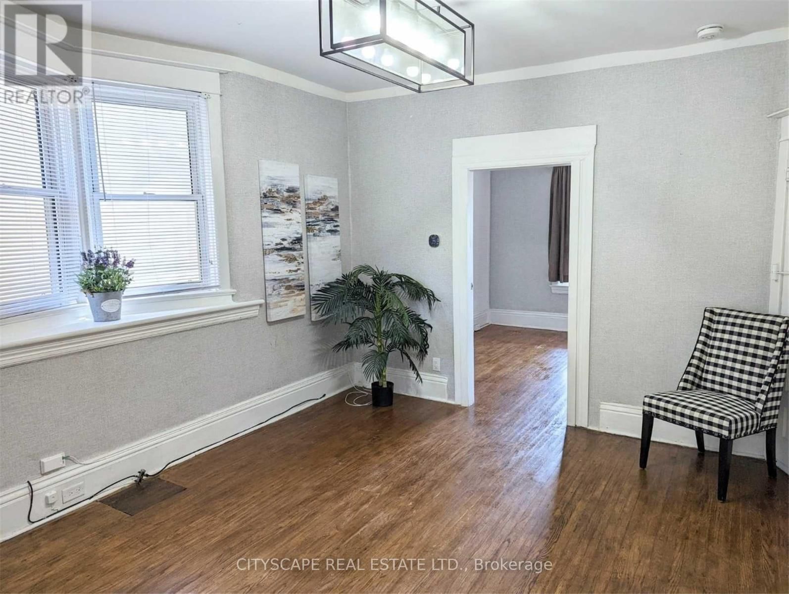 791 DUFFERIN STREET Image 11