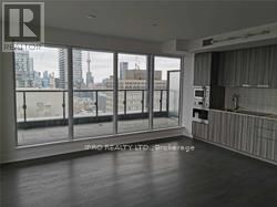 3302 - 955 BAY STREET Image 4
