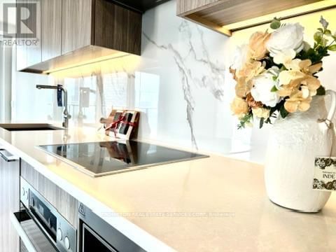1803 - 3 CONCORD CITYPLACE WAY Image 1