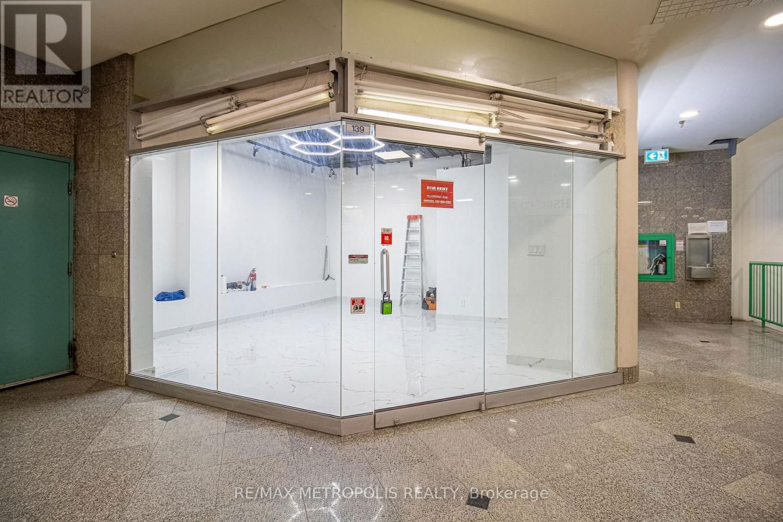 139 - 222 SPADINA AVENUE Image 1