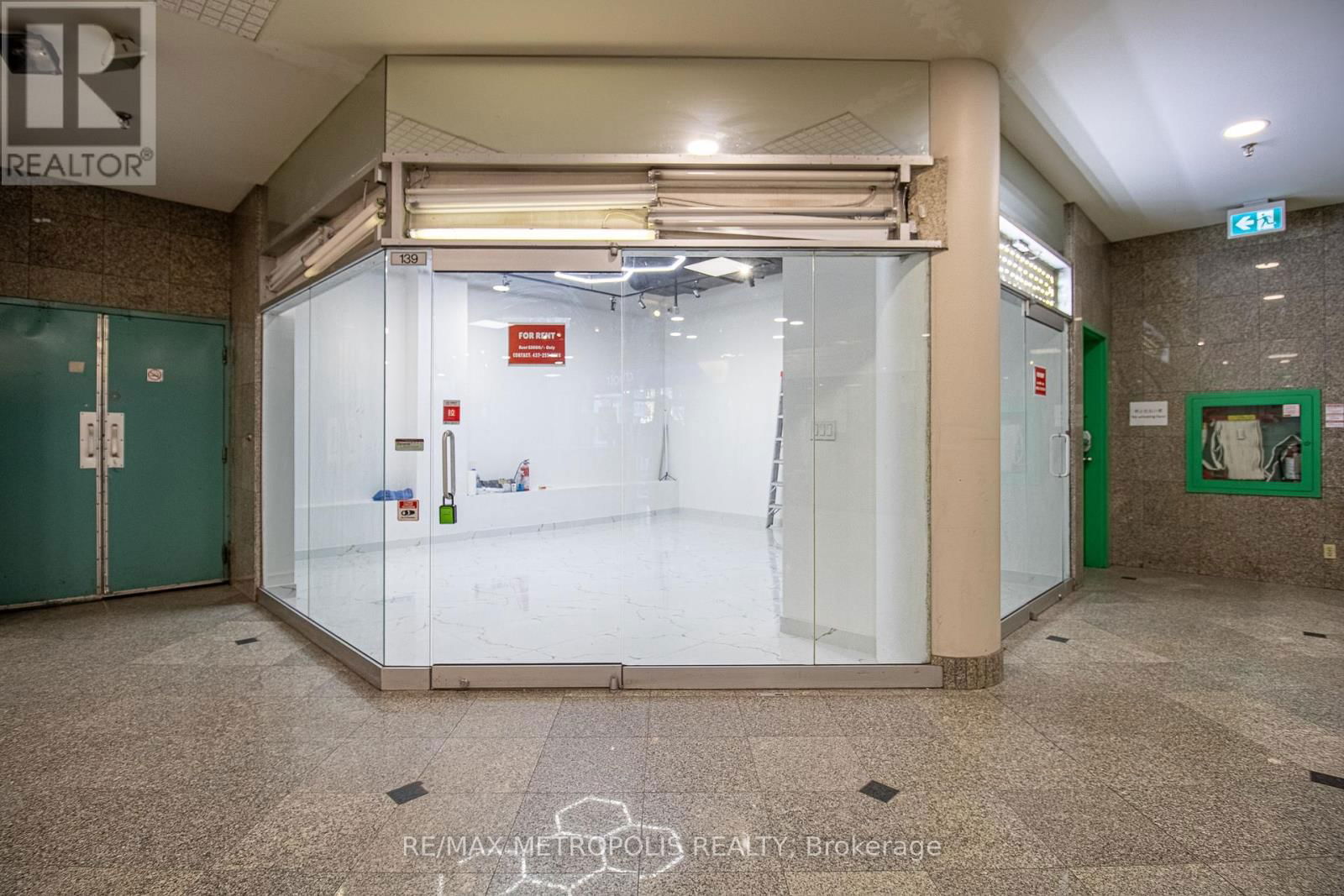 139 - 222 SPADINA AVENUE Image 2