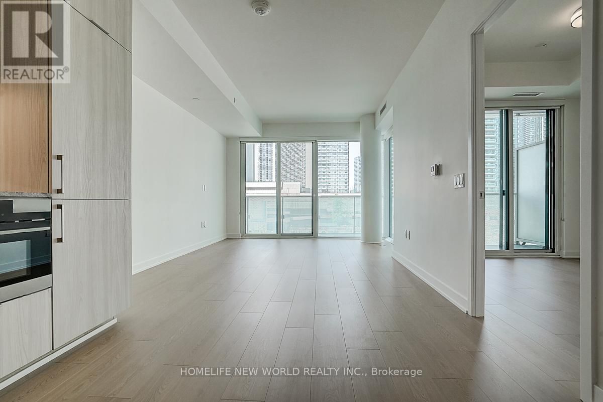 419 - 15 QUEENS QUAY EAST Image 16