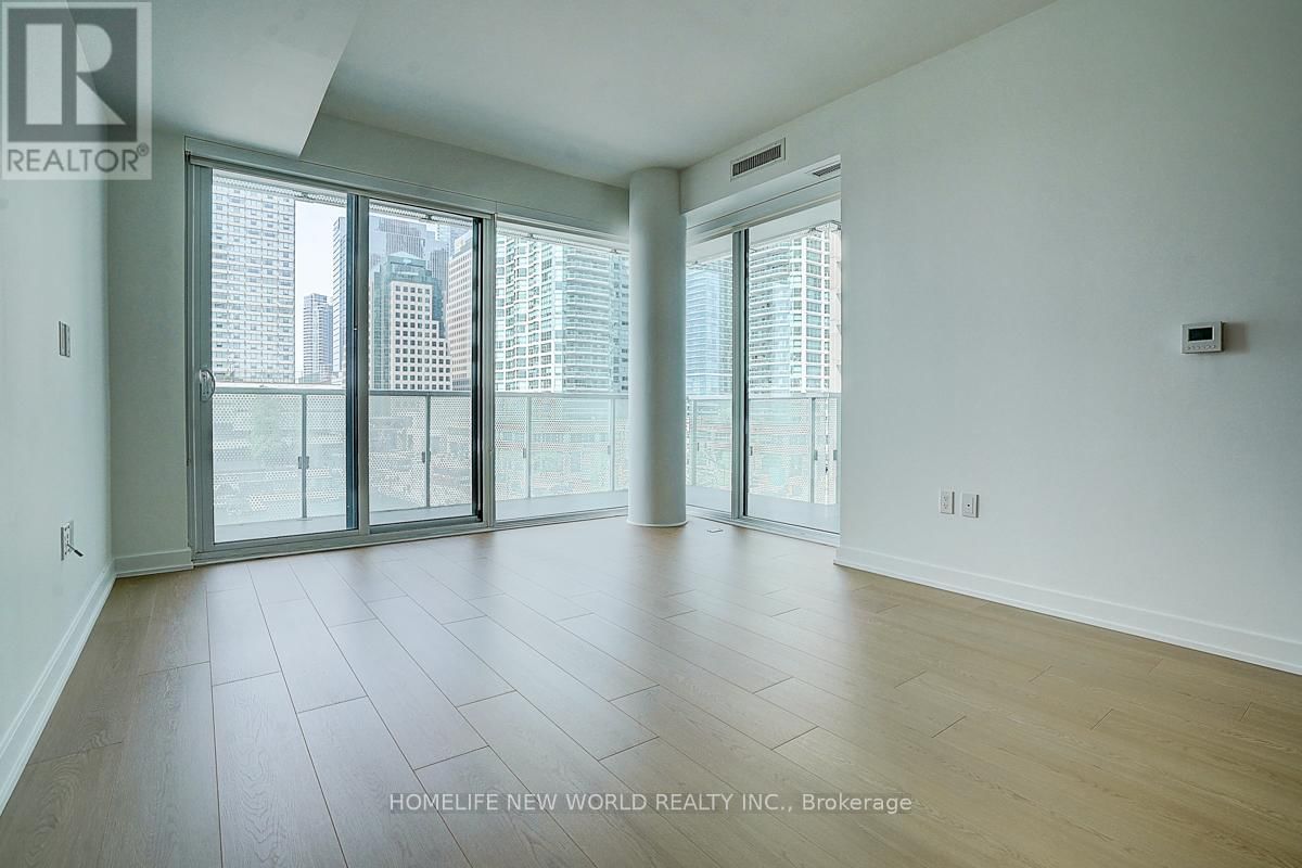 419 - 15 QUEENS QUAY EAST Image 23