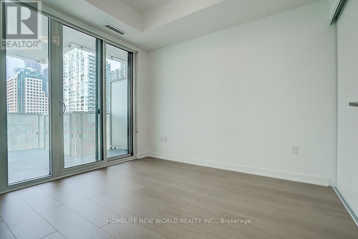 419 - 15 QUEENS QUAY EAST Image 24