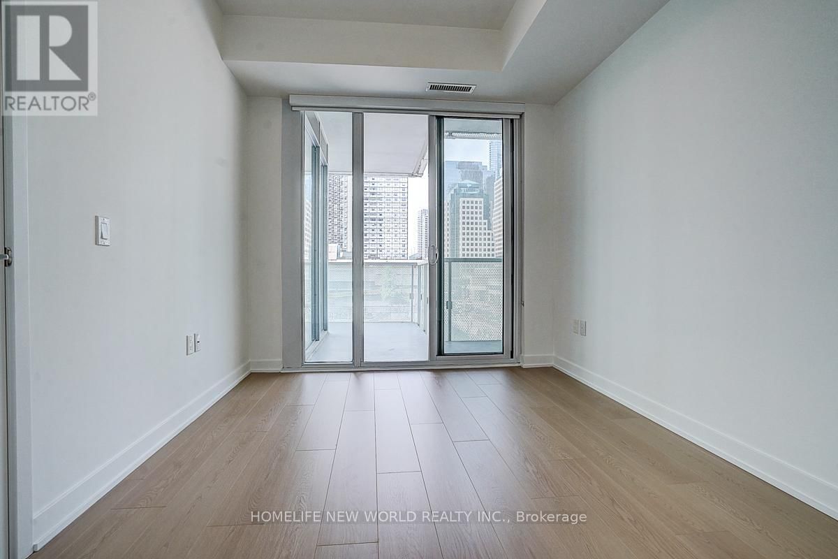 419 - 15 QUEENS QUAY EAST Image 31