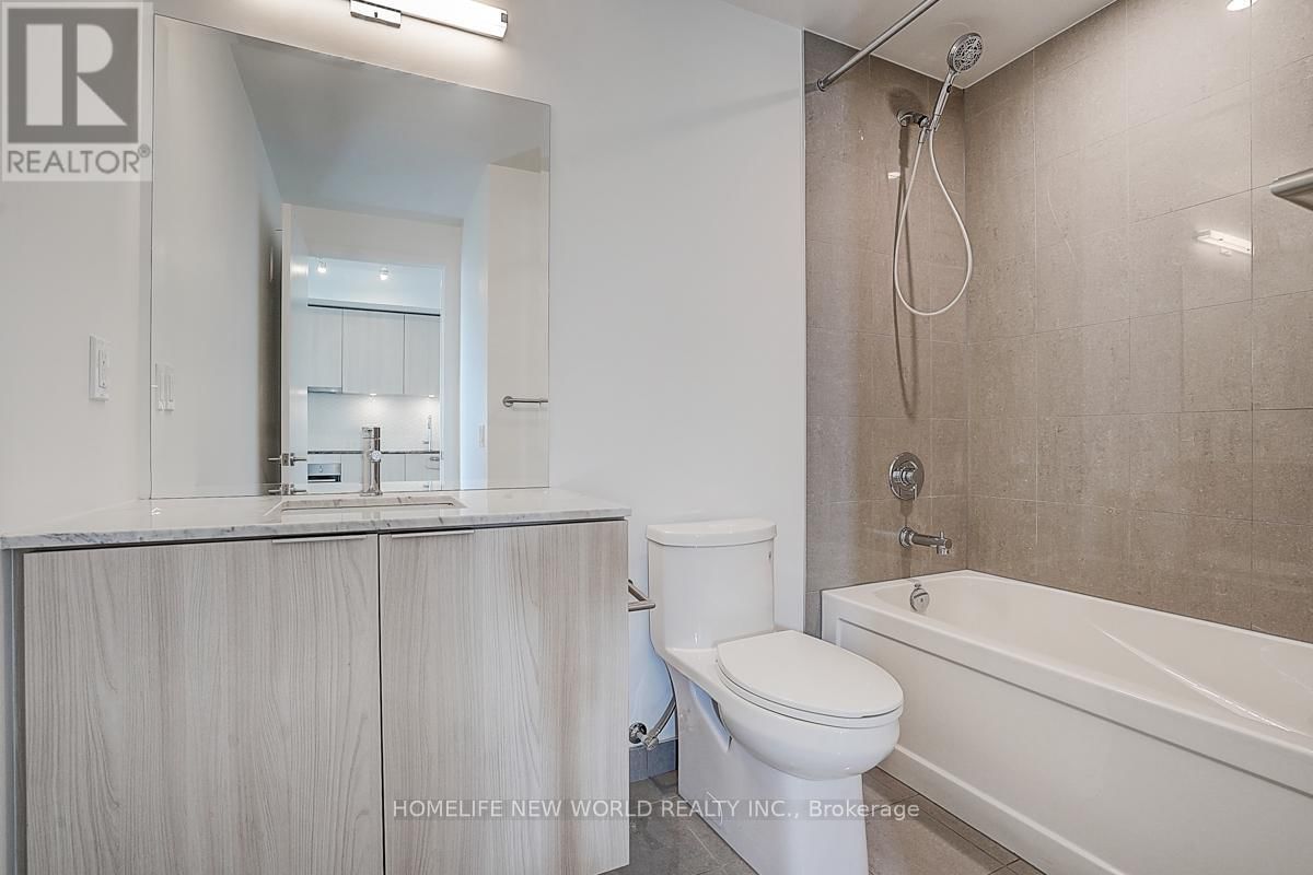 419 - 15 QUEENS QUAY EAST Image 32