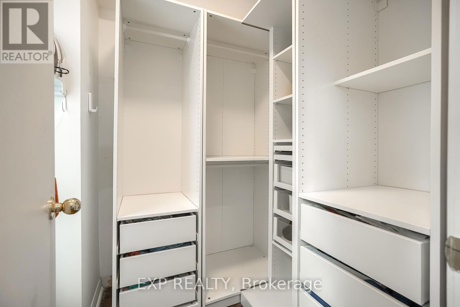 1143 - 5 EVERSON DRIVE Image 30