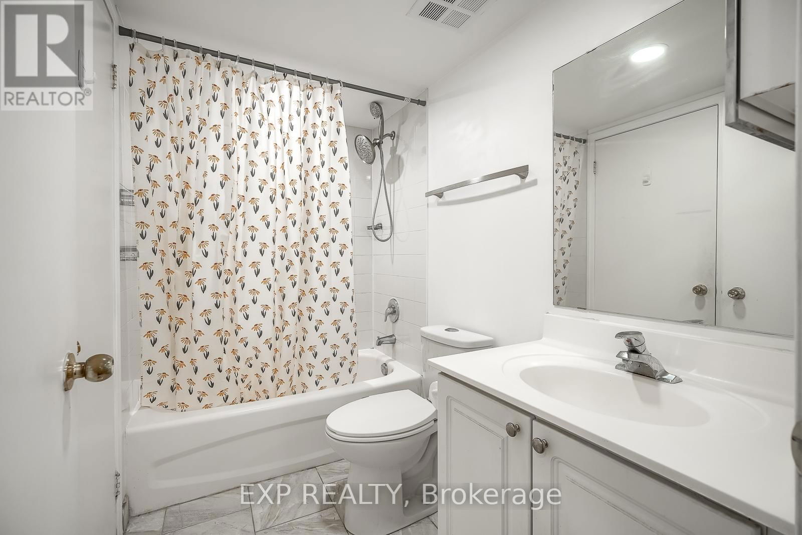 1143 - 5 EVERSON DRIVE Image 33