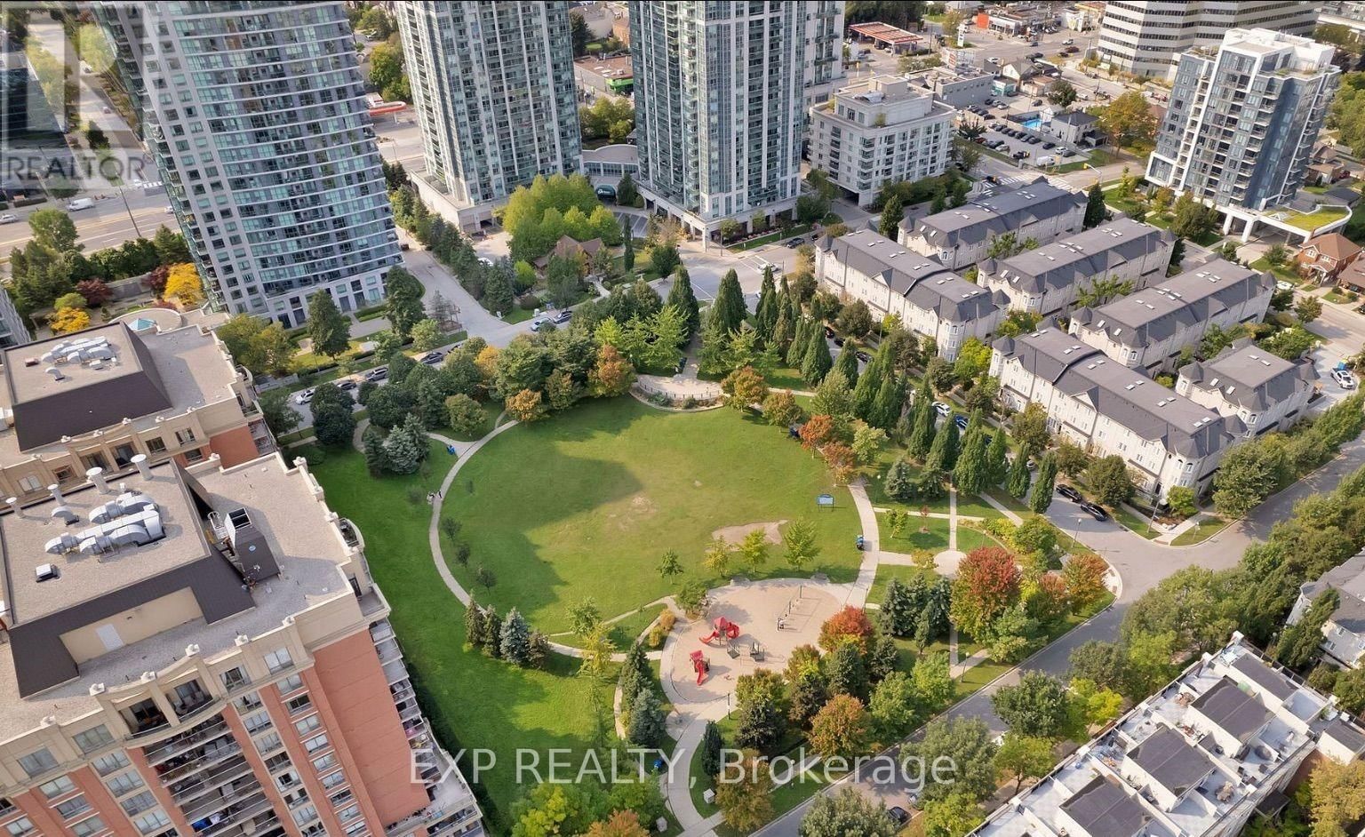 1143 - 5 EVERSON DRIVE Image 35