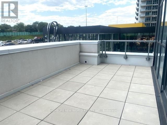TH15 - 113 MCMAHON DRIVE Image 16