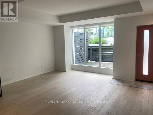 TH15 - 113 MCMAHON DRIVE Image 6