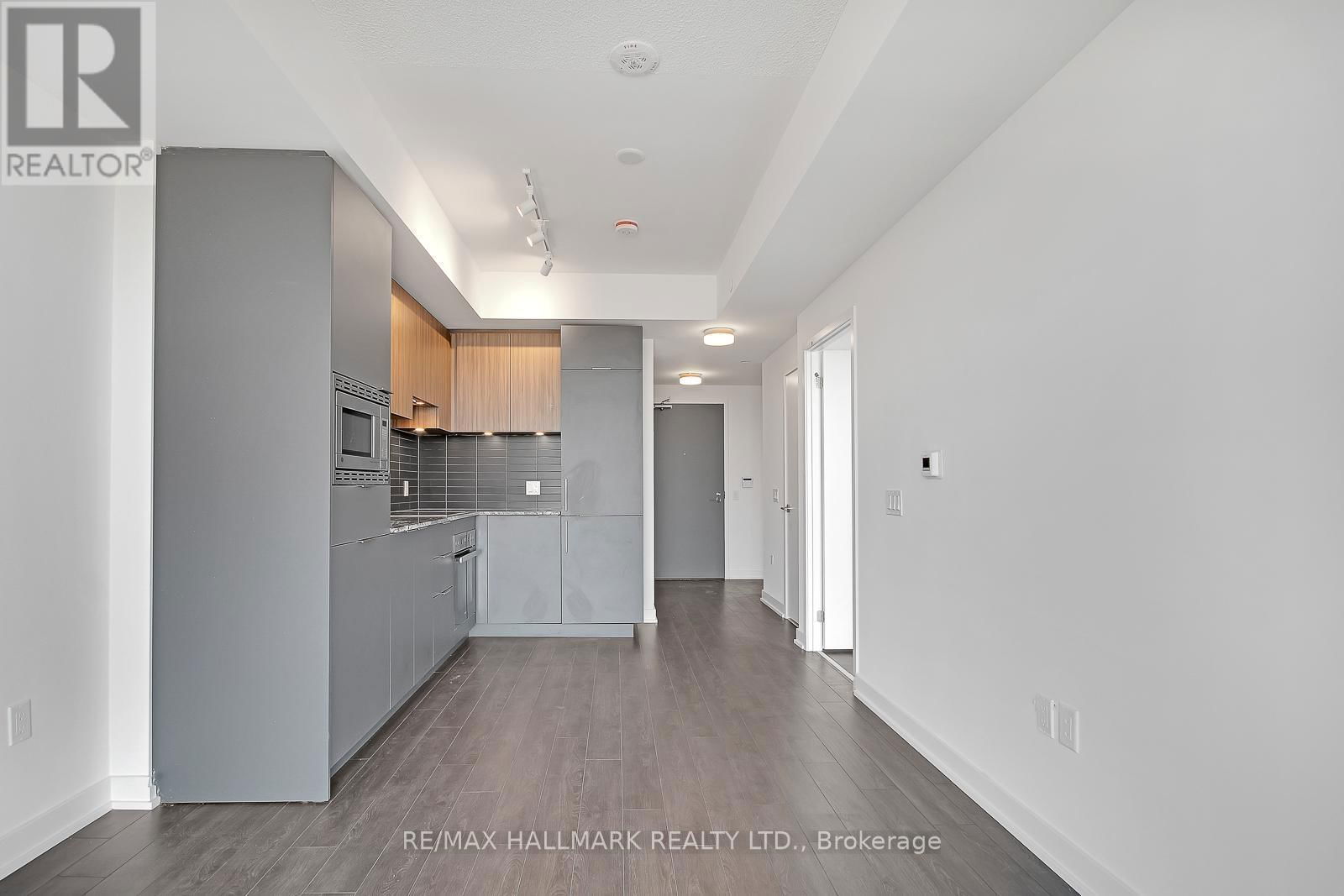 1803 - 50 O'NEILL ROAD Image 4