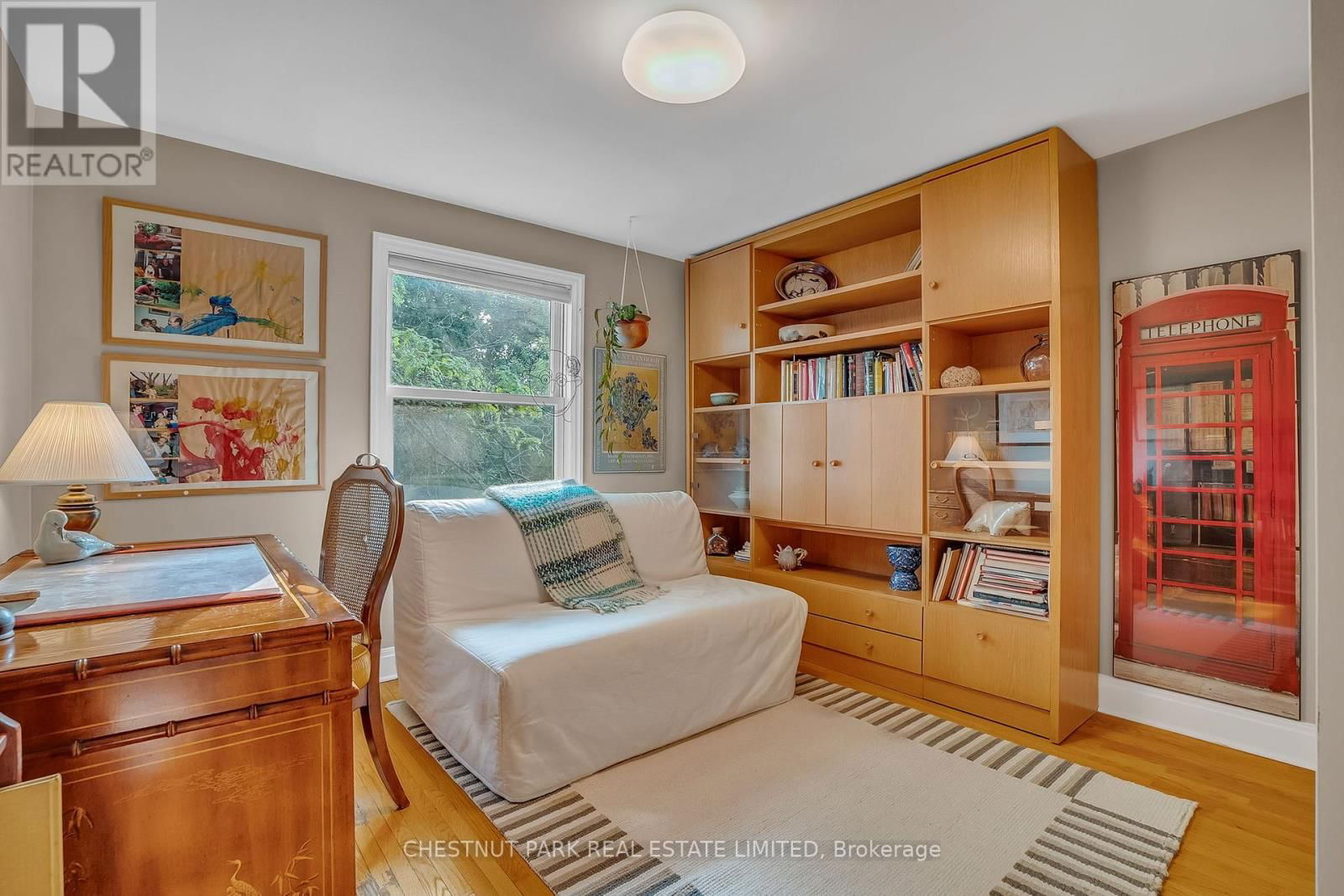 214 ARMOUR BOULEVARD Image 28