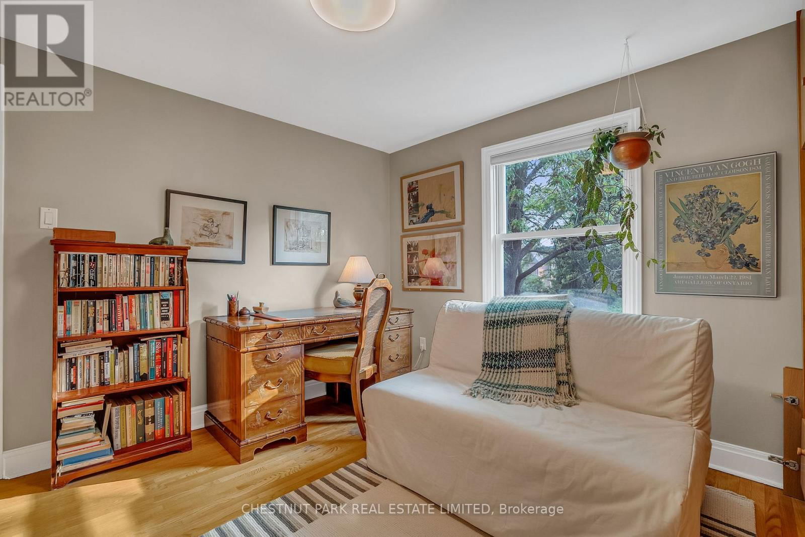 214 ARMOUR BOULEVARD Image 29