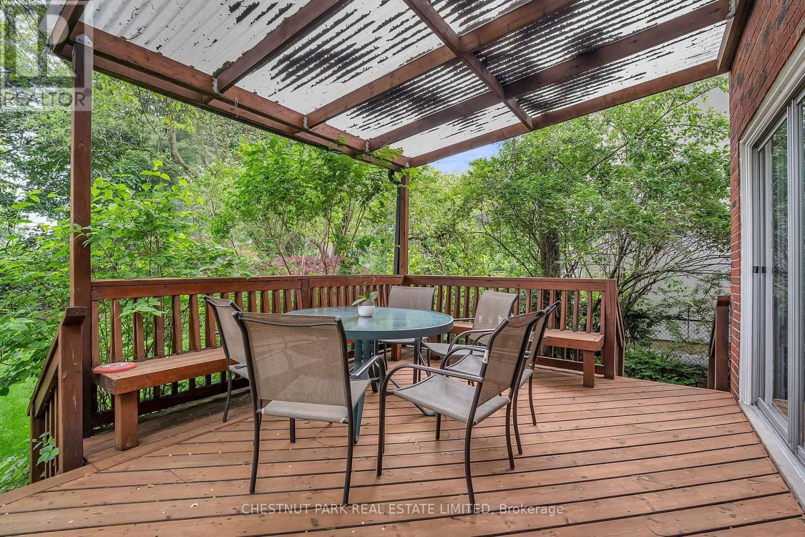 214 ARMOUR BOULEVARD Image 37