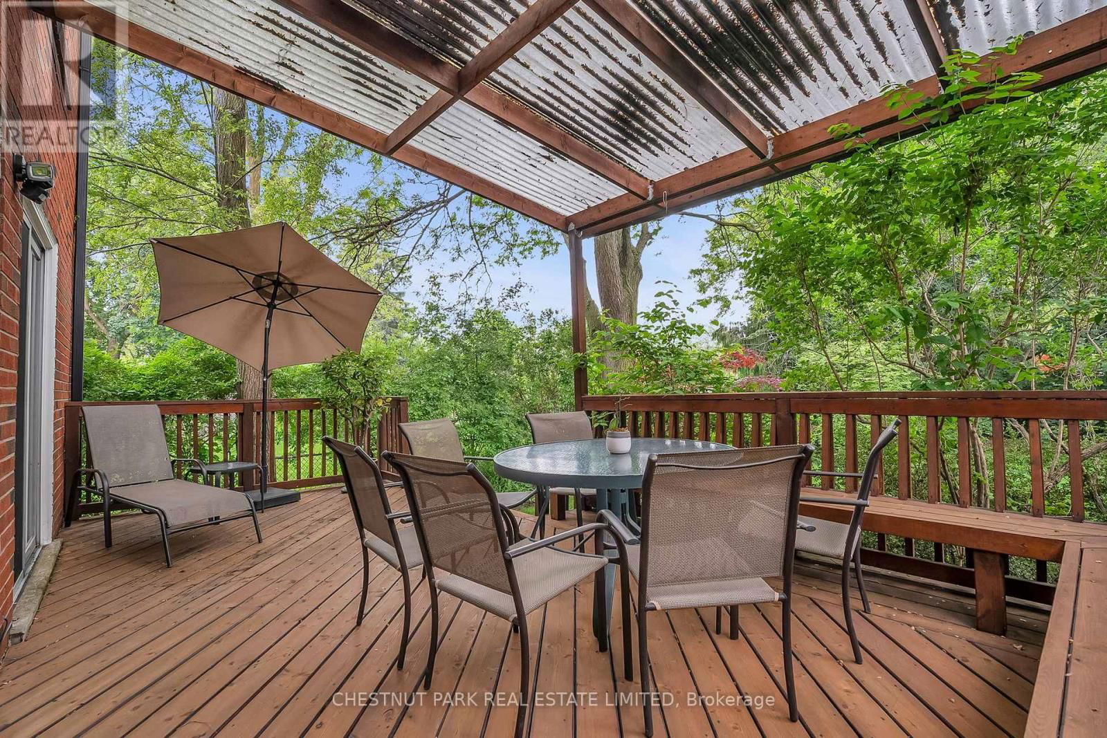 214 ARMOUR BOULEVARD Image 38