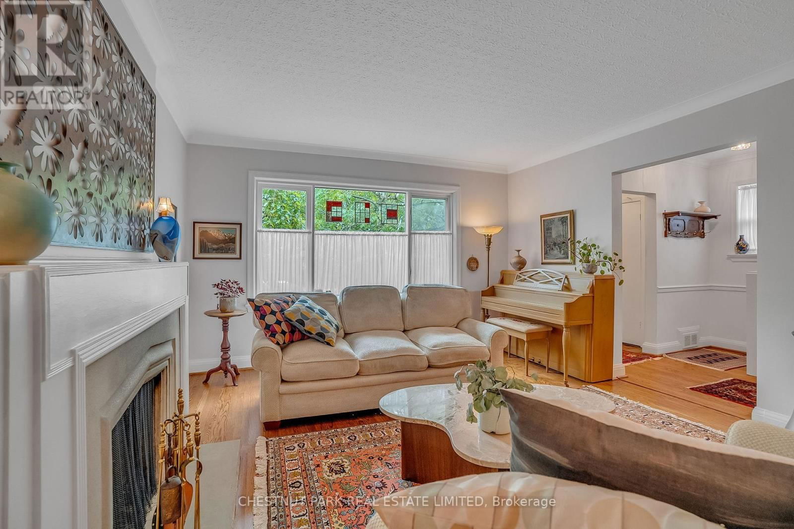 214 ARMOUR BOULEVARD Image 5
