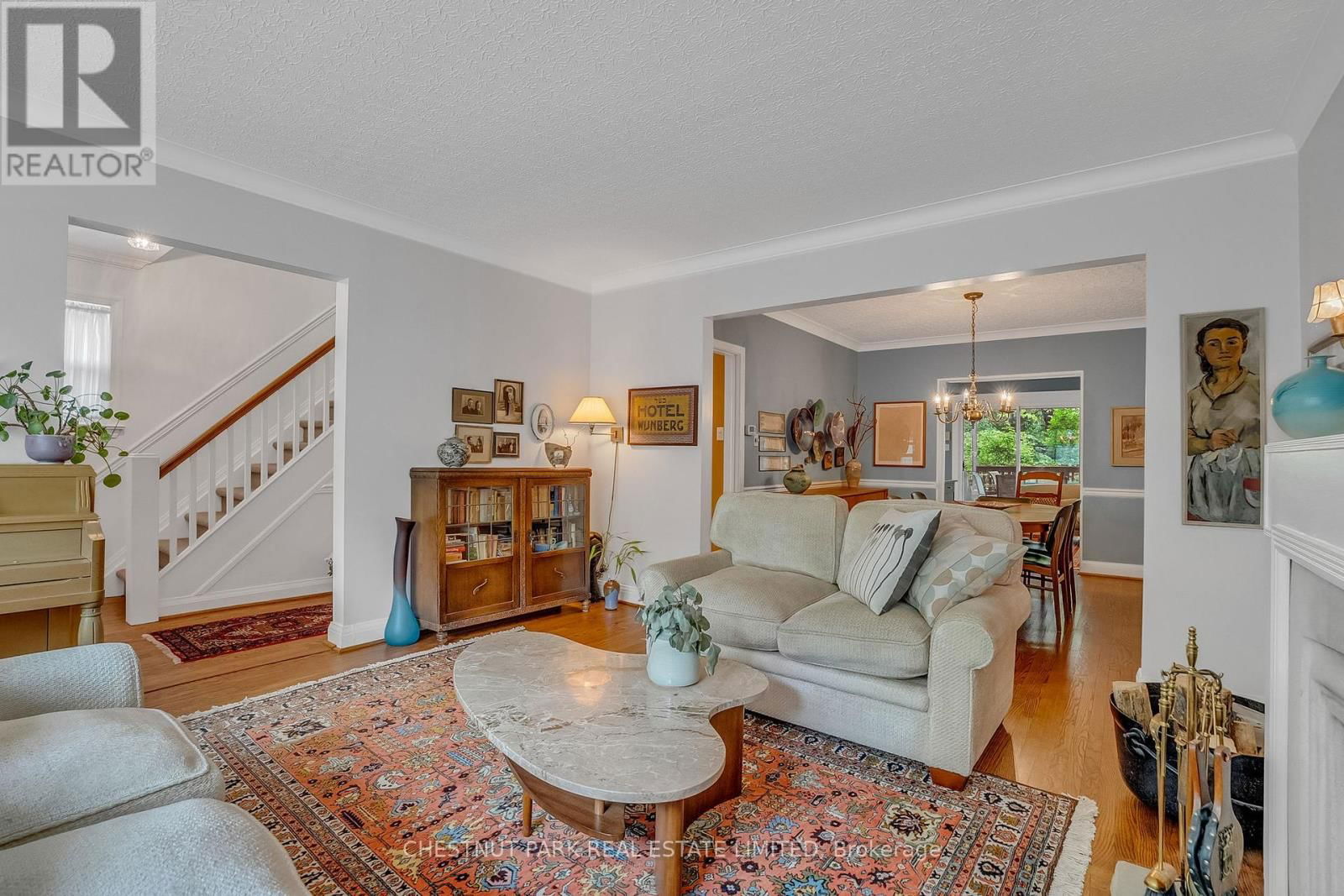 214 ARMOUR BOULEVARD Image 7