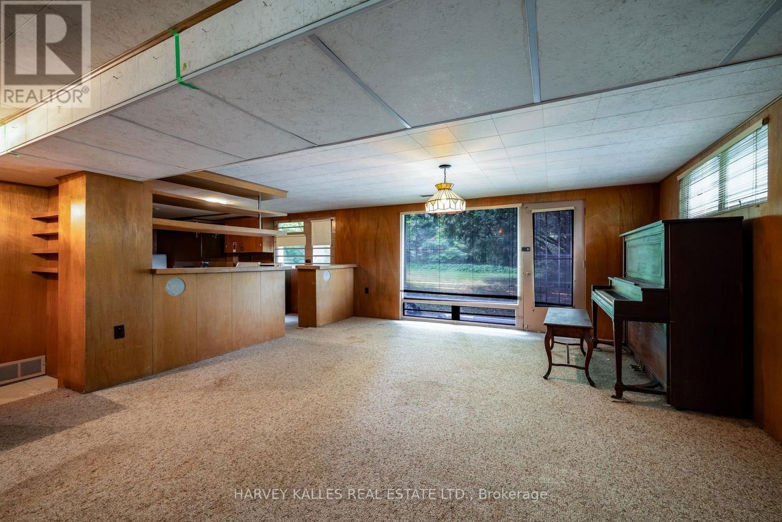 17 MUNRO BOULEVARD Image 19