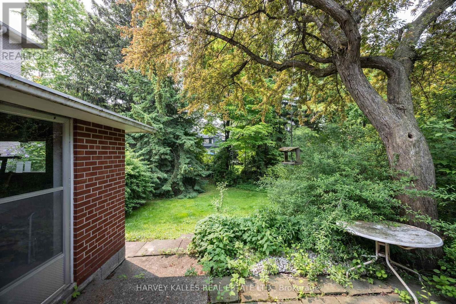 17 MUNRO BOULEVARD Image 26