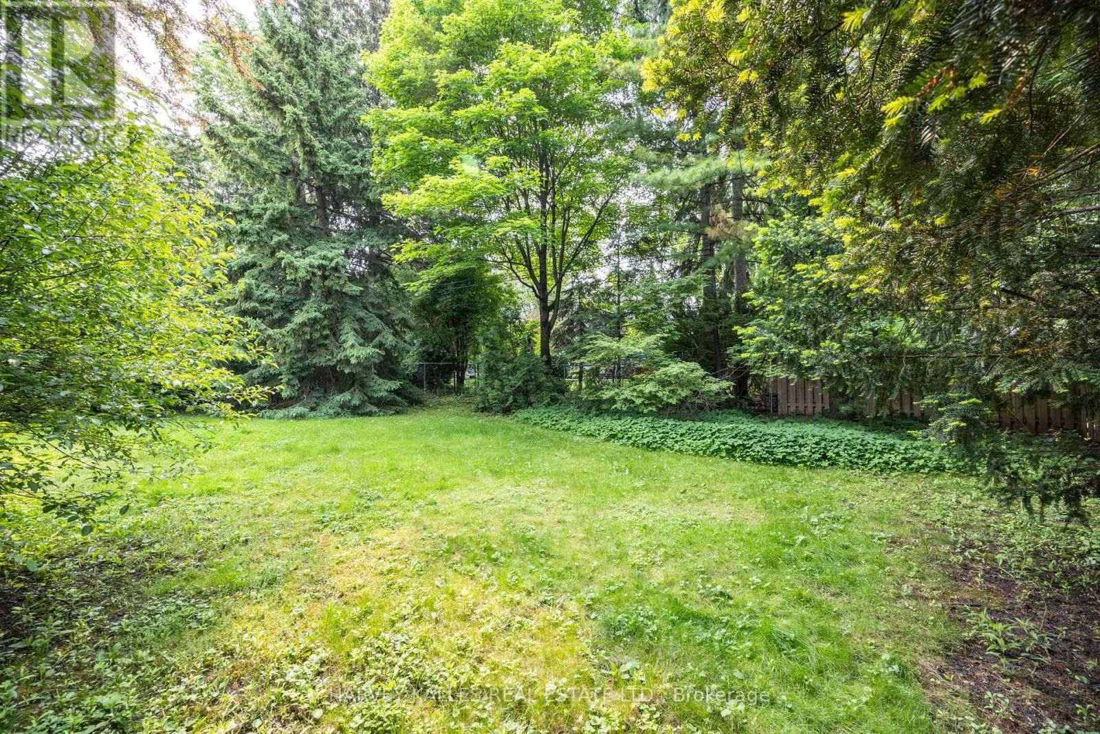 17 MUNRO BOULEVARD Image 31