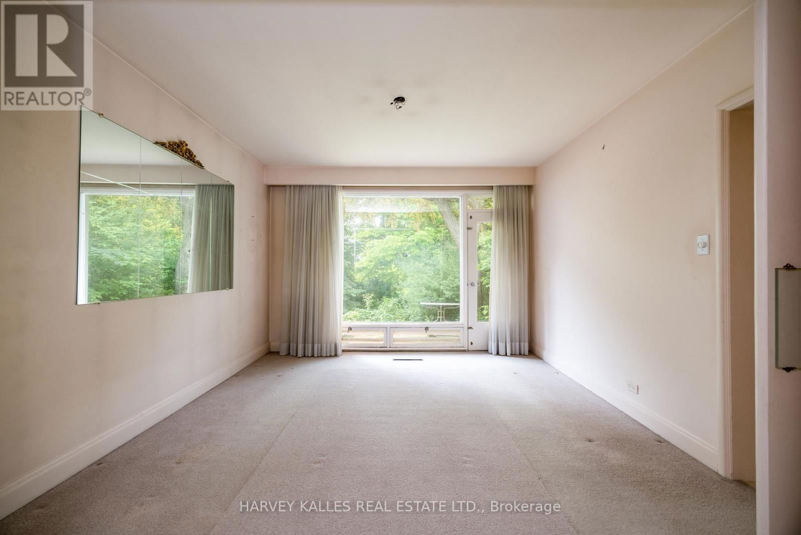 17 MUNRO BOULEVARD Image 7