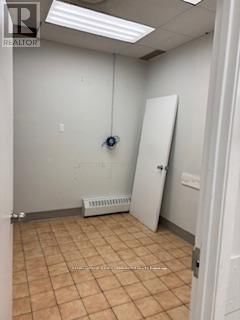 2820 VICTORIA PARK AVENUE Image 6