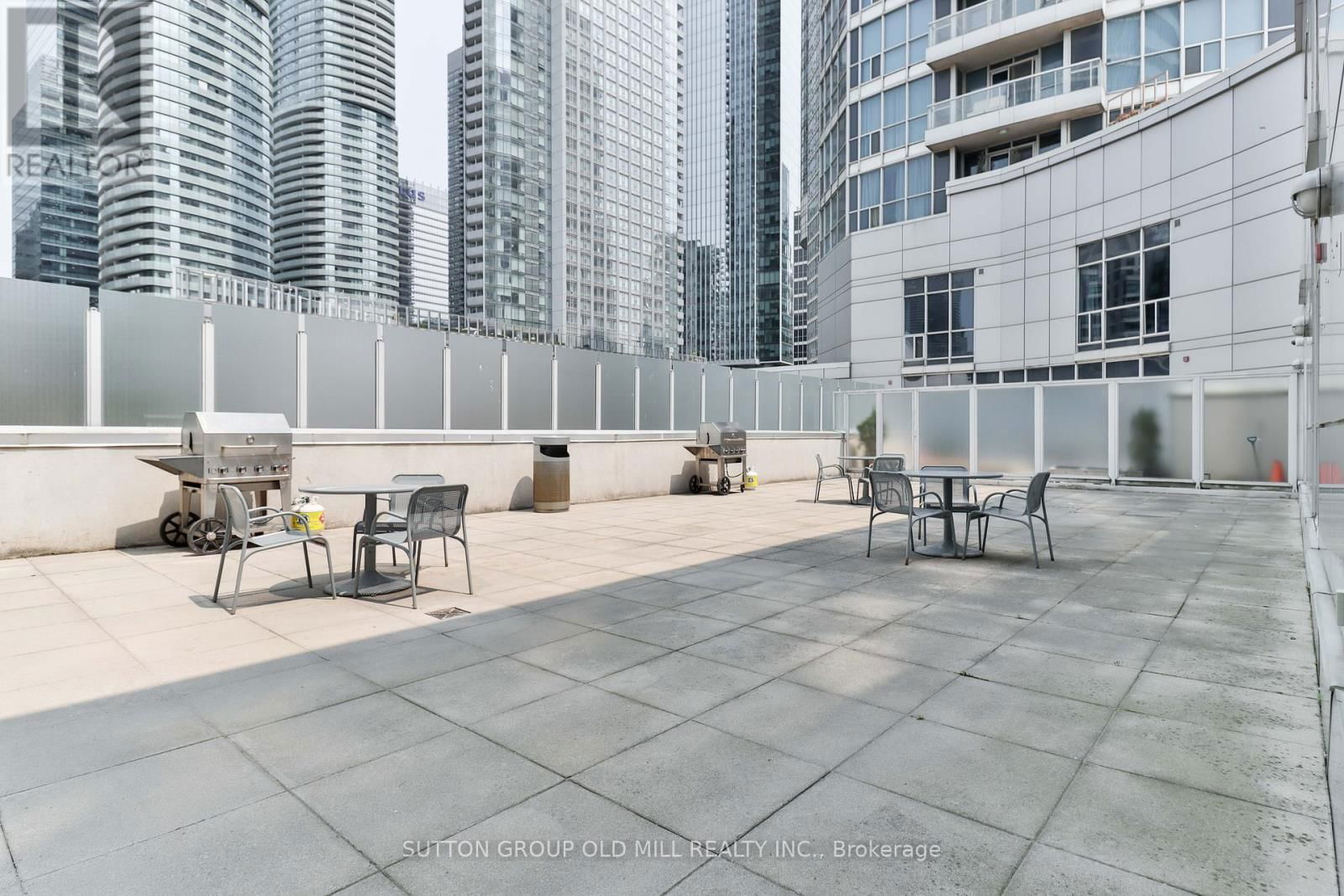 1405 - 218 QUEENS QUAY WEST Image 14