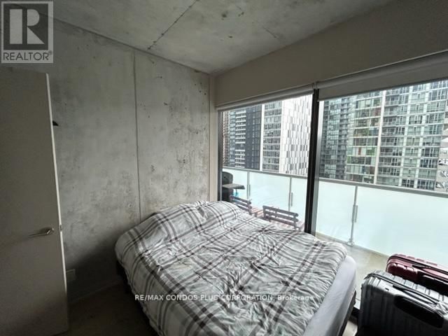 2507 - 11 CHARLOTTE STREET Image 8