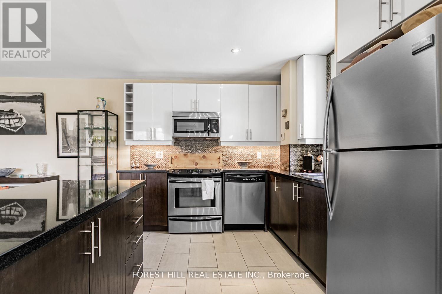 208 - 2603 BATHURST STREET Image 8