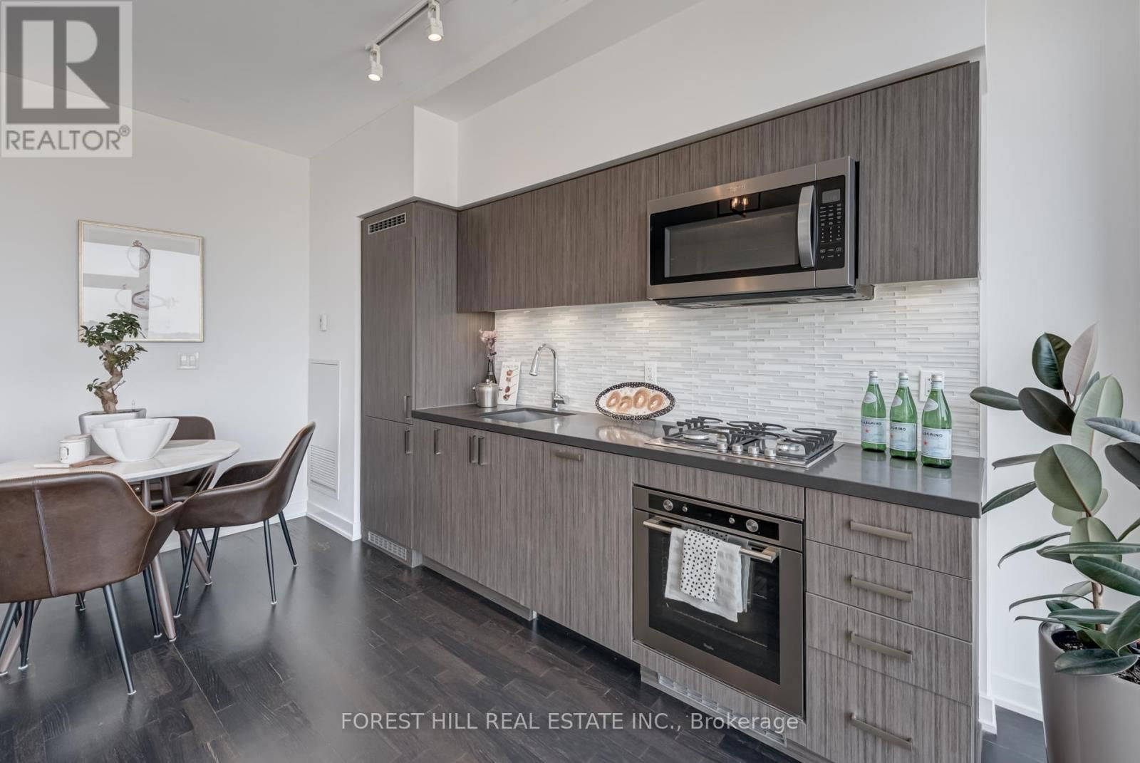 602 - 501 ST. CLAIR AVENUE WEST Image 9