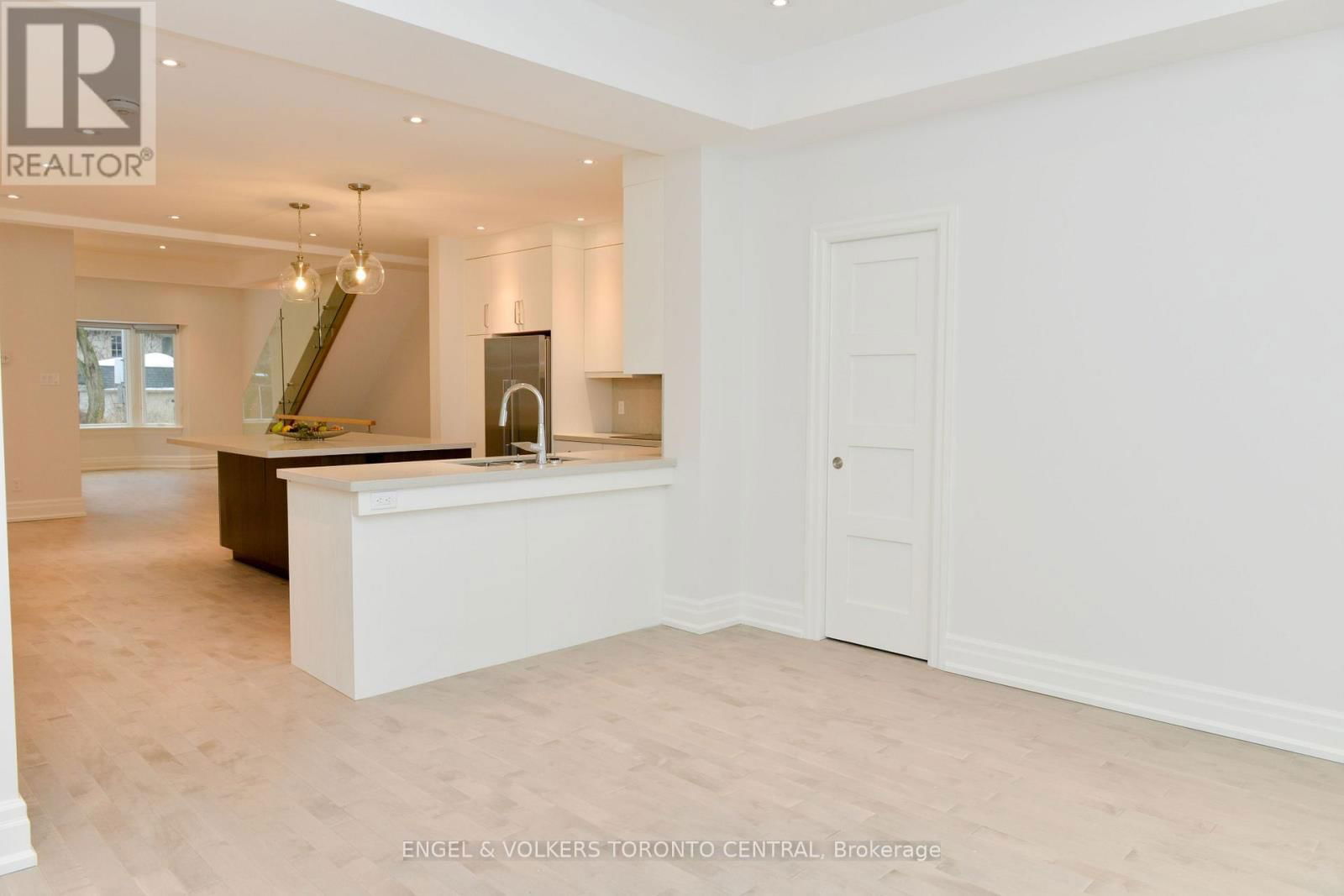 66 ALCINA AVENUE Image 13