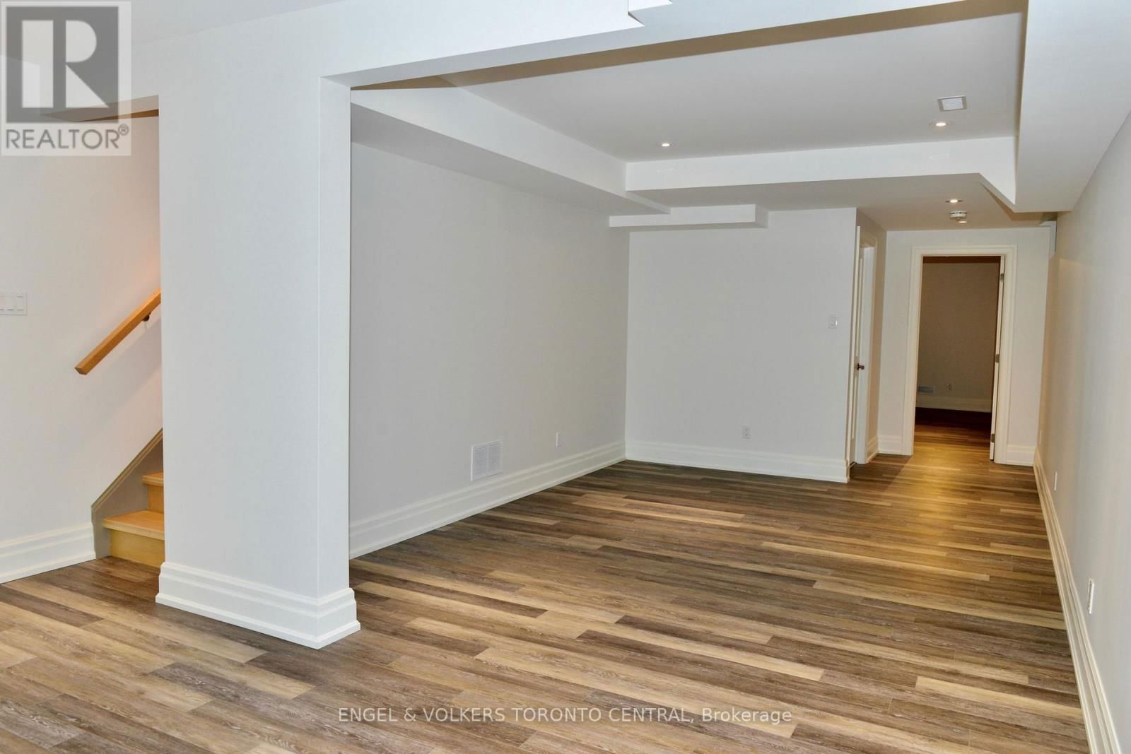 66 ALCINA AVENUE Image 28