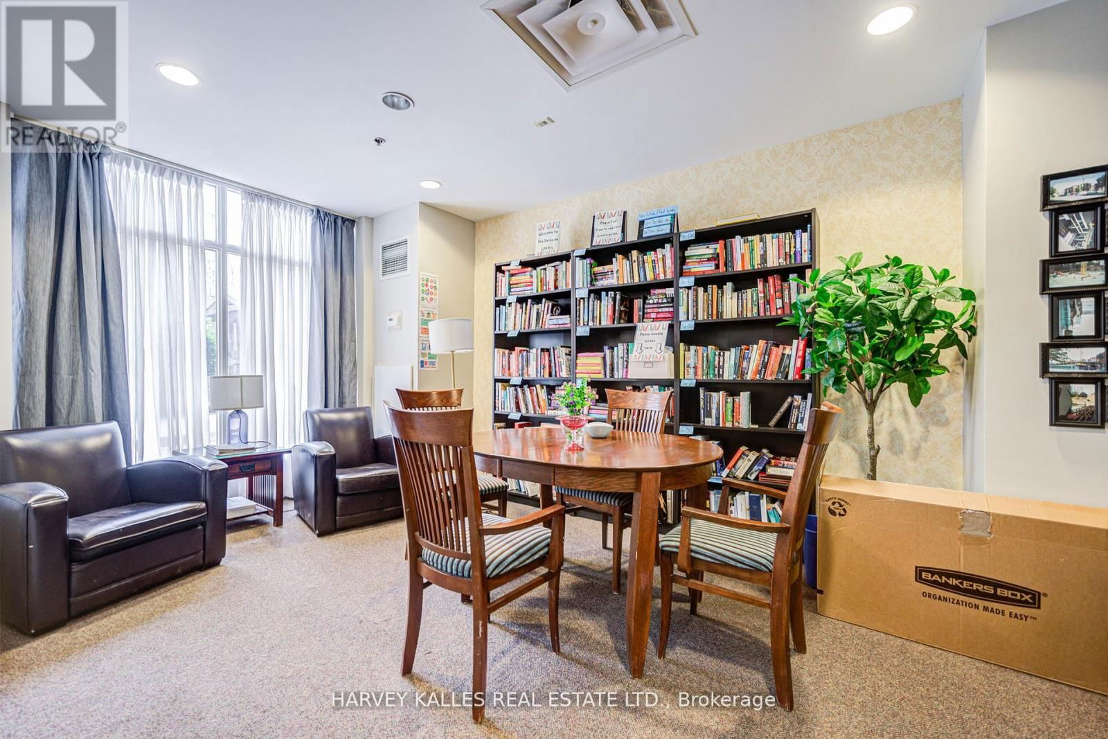 LPH01 - 245 DAVISVILLE AVENUE Image 7