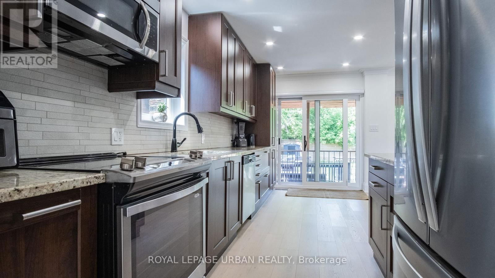 434 WESTMOUNT AVENUE Image 15
